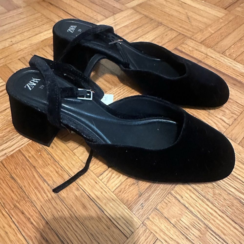 Zara Black Velvet Heeled Shoes